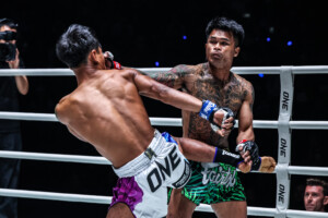 OL139_11 YodUdon vs Salai Htan Khee Shein 14