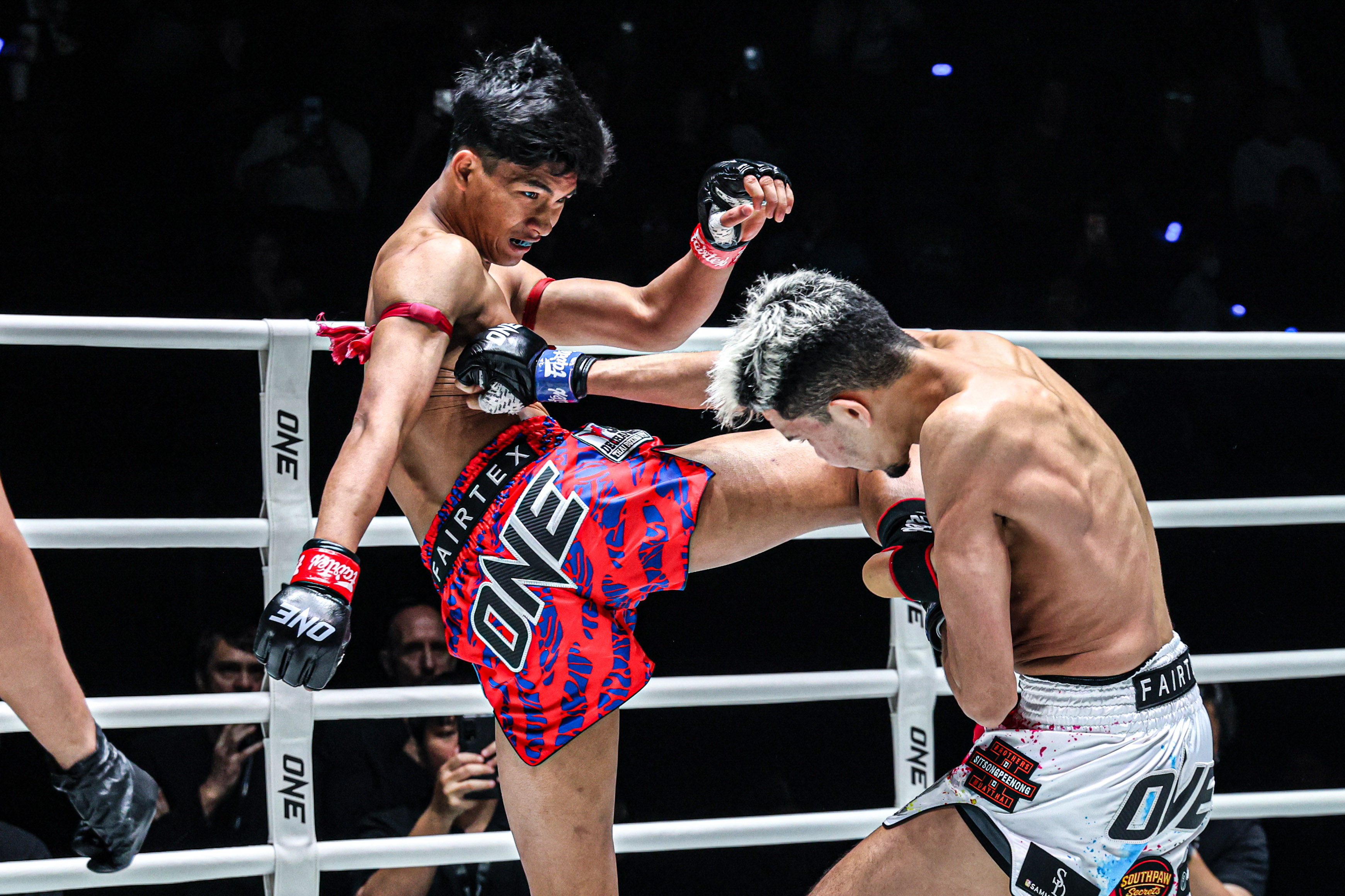 OL141_03 Adam vs Walid Snoussi_25.jpg