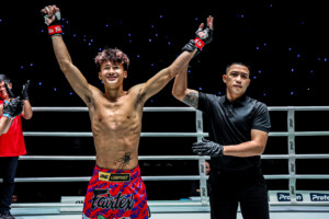 OL141_13 Detchawalit vs Saw Min Min_13