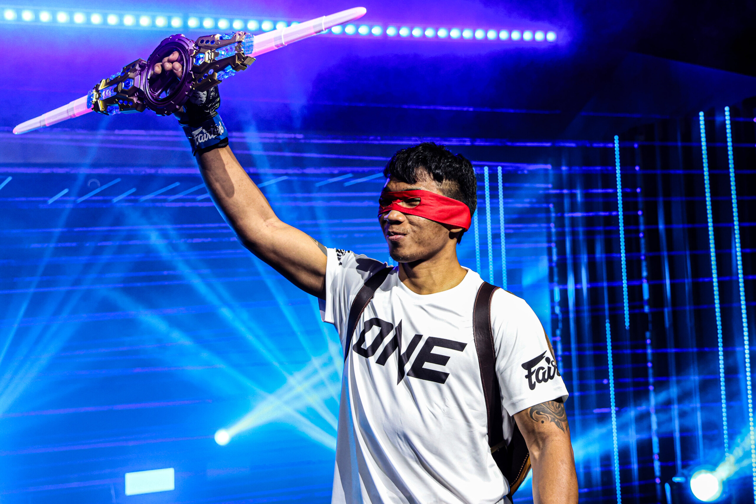 OL141_14 Komawut vs Samingdam (20)