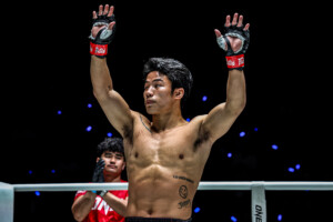 OL141_14 Komawut vs Samingdam 24