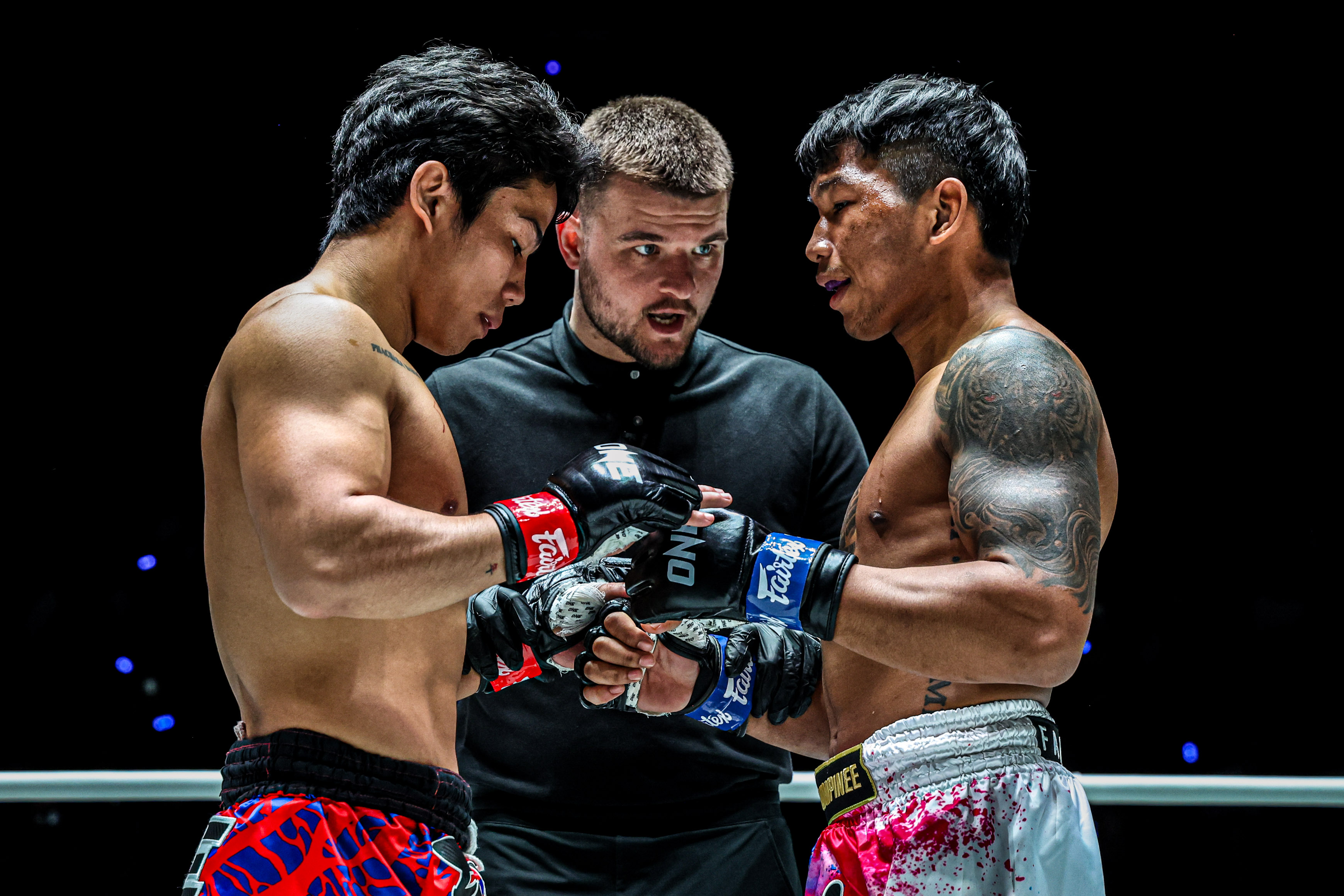 OL141_14 Komawut vs Samingdam 25.jpg