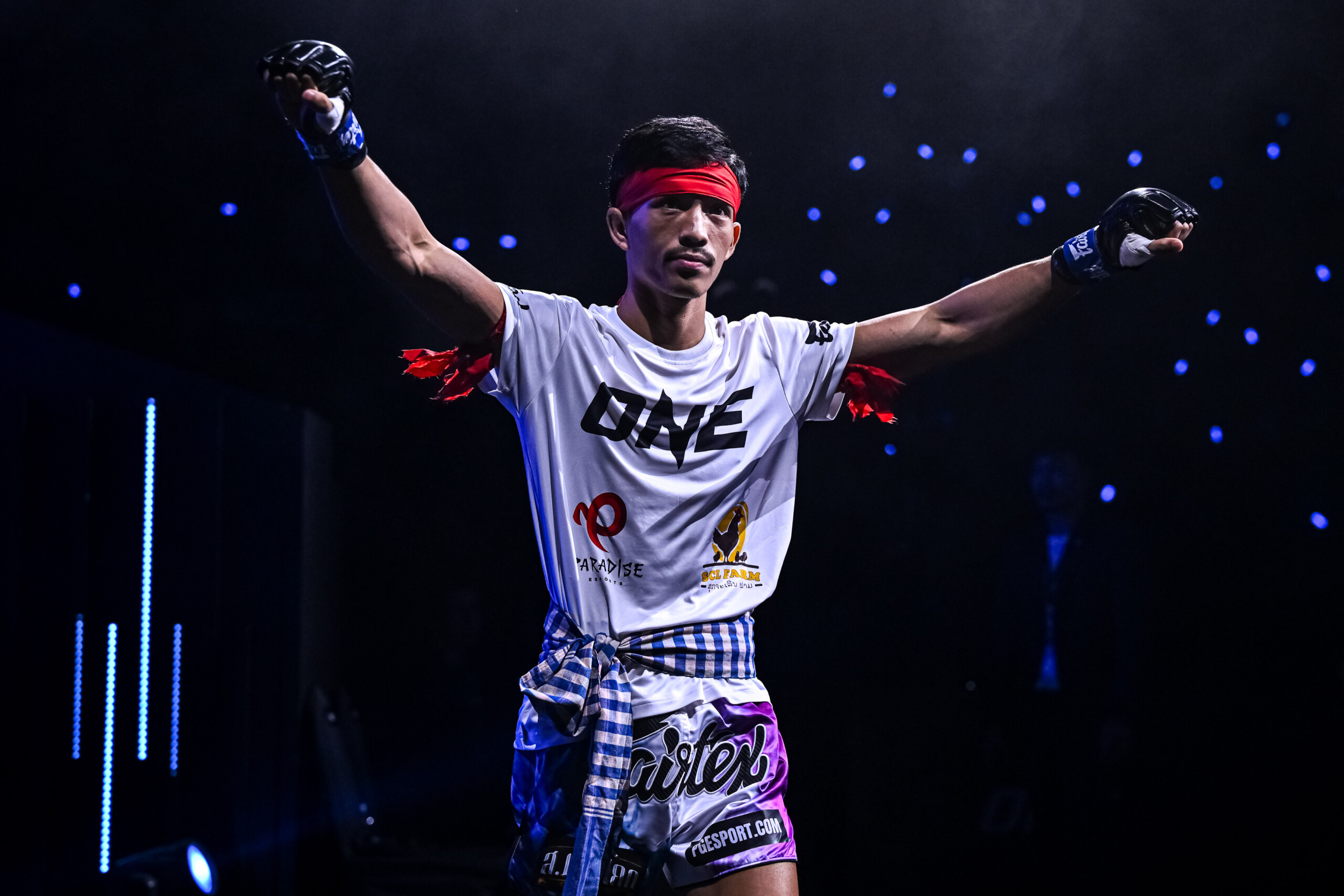 OL142_12_Payakrut vs Petnamkhong_04