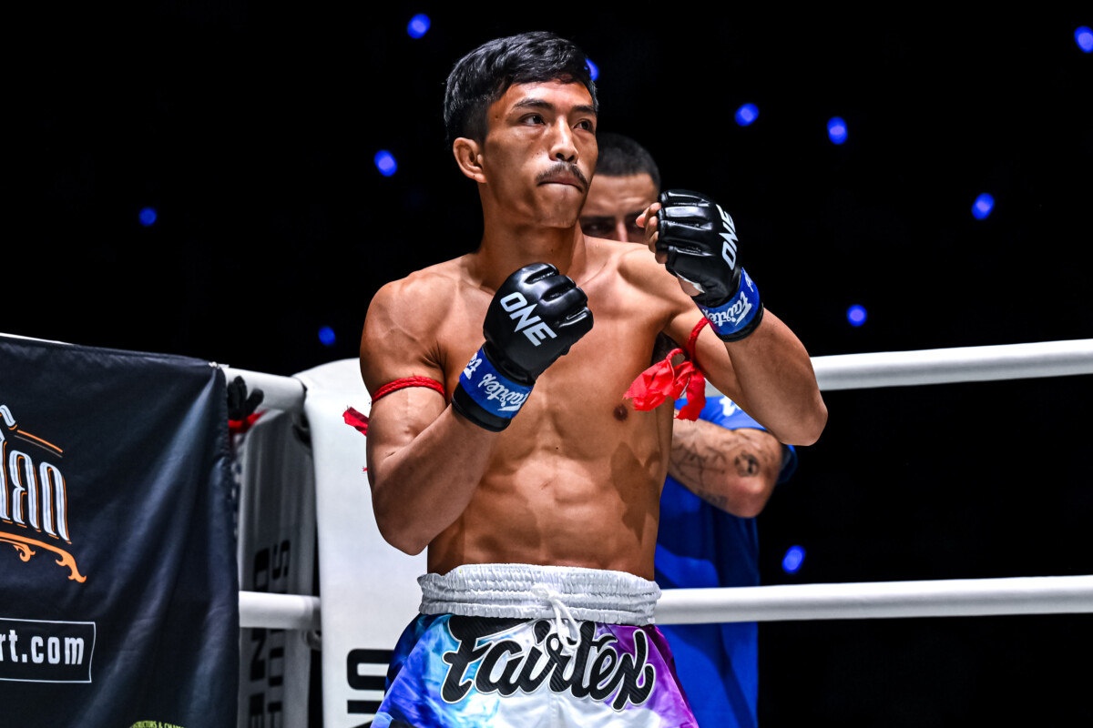OL142_12_Payakrut vs Petnamkhong_13