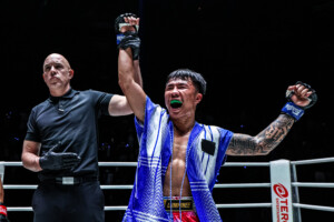 OL142_14 Apiwat vs Panpadej 13