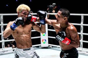 OL144_04 Sangarthit vs TAKU_04