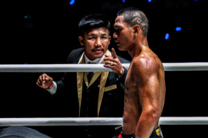 OL144_04 Sangarthit vs TAKU_Rodtang_02