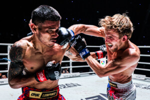 OL144_12_Buakaew vs Jacob Thompson_09