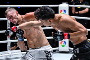 14_Detchawalit_vs_DenisDotsenko 37