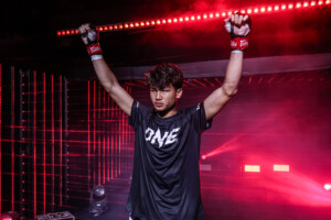 14_Detchawalit_vs_DenisDotsenko 4