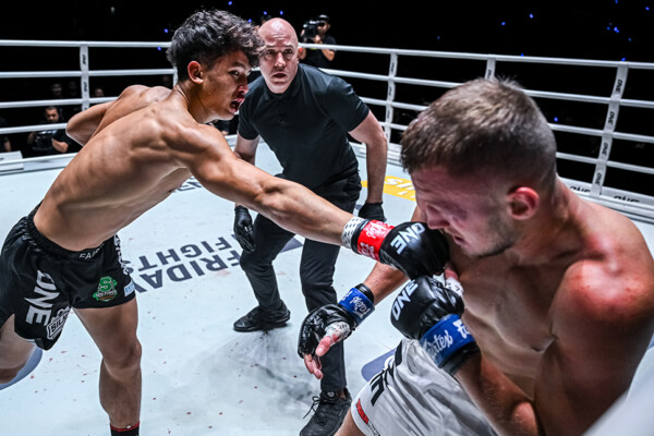 CoverWeb_14_Detchawalit_vs_DenisDotsenko (41)