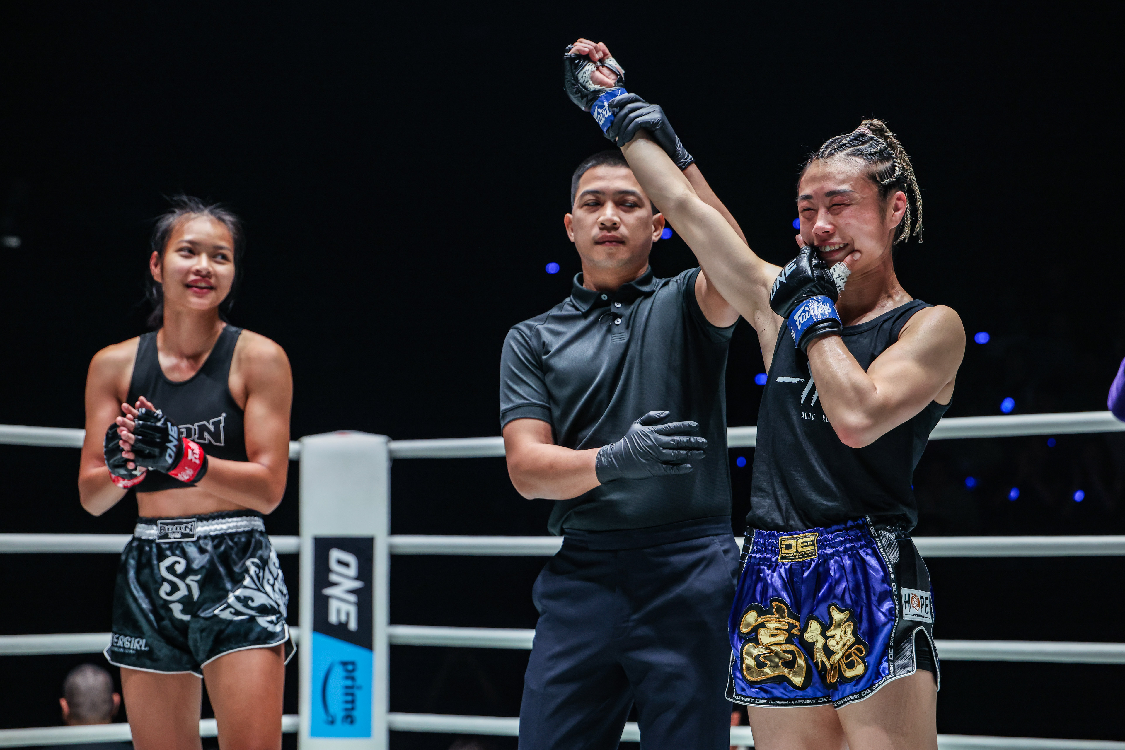 OFN41_02_Supergirl_vs_YuYauPui 34.jpg