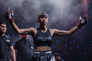 OFN41_02_Supergirl_vs_YuYauPui 5