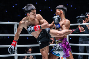 OL145_03_Banluelok VS Toma Kuroda_14