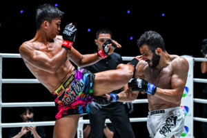 OL146_13_Kongsuk vs Babak Solouki_08