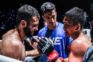 OL146_13_Kongsuk vs Babak Solouki_20