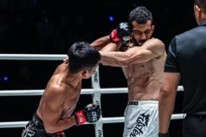 OL146_13_Kongsuk vs Babak Solouki_29