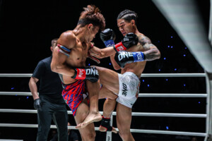 OL148_04_Lamnamoonlek vs Yuan Pengjie_08