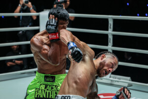 OFN42_04_BlackPanther_vs_DiegoPaez 24