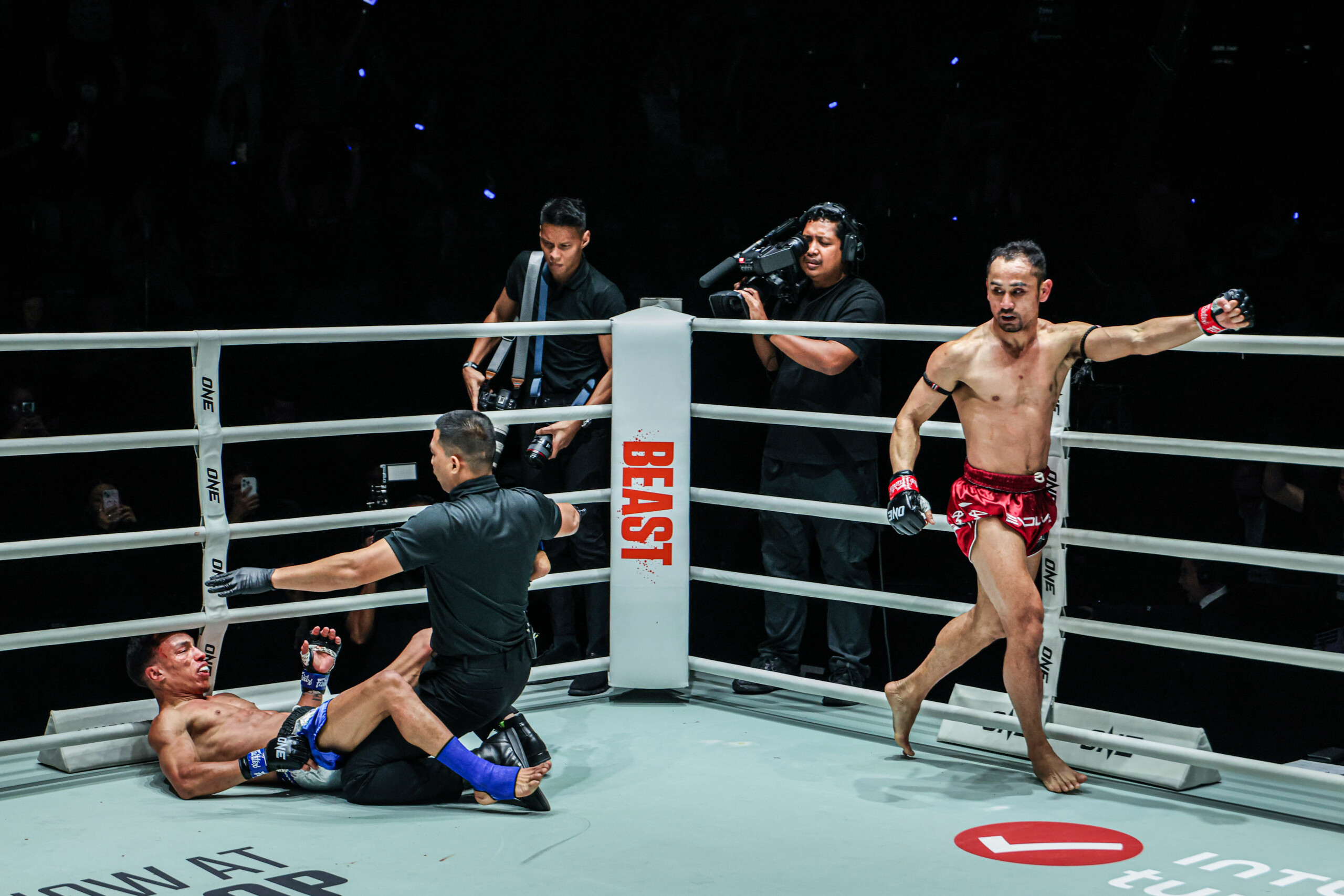 OFN42_07_Sam A_vs_ElmehdiElJamari (33)