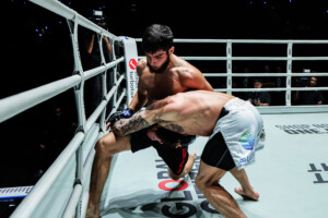 OFN42_08_ChaseMann_vs_DzhabirDzhabrailov 18