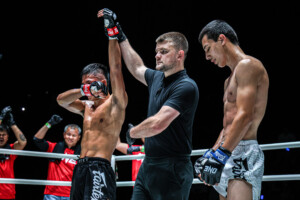 13 Kongsuk vs Khakimov Anisjon OL156 19