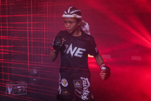 OL152_04_Duangdawnoi vs Yana Yip_03