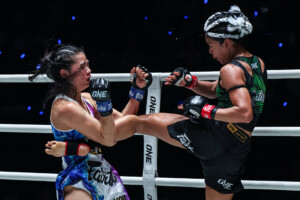 OL152_04_Duangdawnoi vs Yana Yip_09