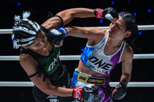 OL152_04_Duangdawnoi vs Yana Yip_16