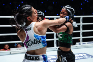 OL152_04_Duangdawnoi vs Yana Yip_19