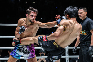 OL153_14_Worapon_vs_Tom_Casse 17