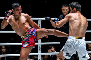 OL154_02_Superlek vs Abdulla Dayakaev_04
