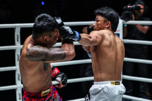 OL154_13 Samingdam vs Yodphupa 14