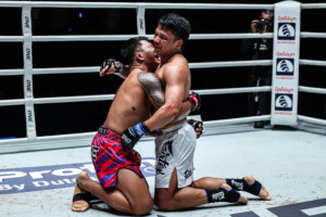 OL154_13 Samingdam vs Yodphupa 24