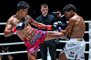 OL155_12_Panpayak vs Othman Rhouni_06