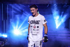 OL155_13_Decho vs Rustam Yunusov 1
