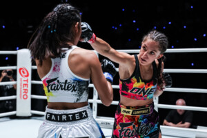 01 Olivia Bahsous vs Phontip TIC19 21
