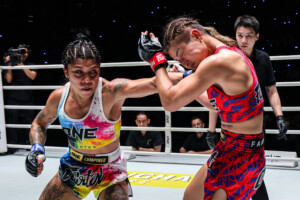 02 Stamp vs Cynthia Flores TIC20 13
