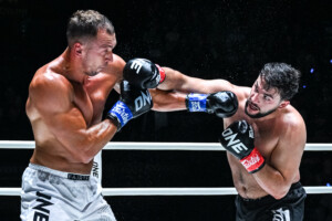03 Samet Agdeve vs Roman Kryklia_TIC19 21