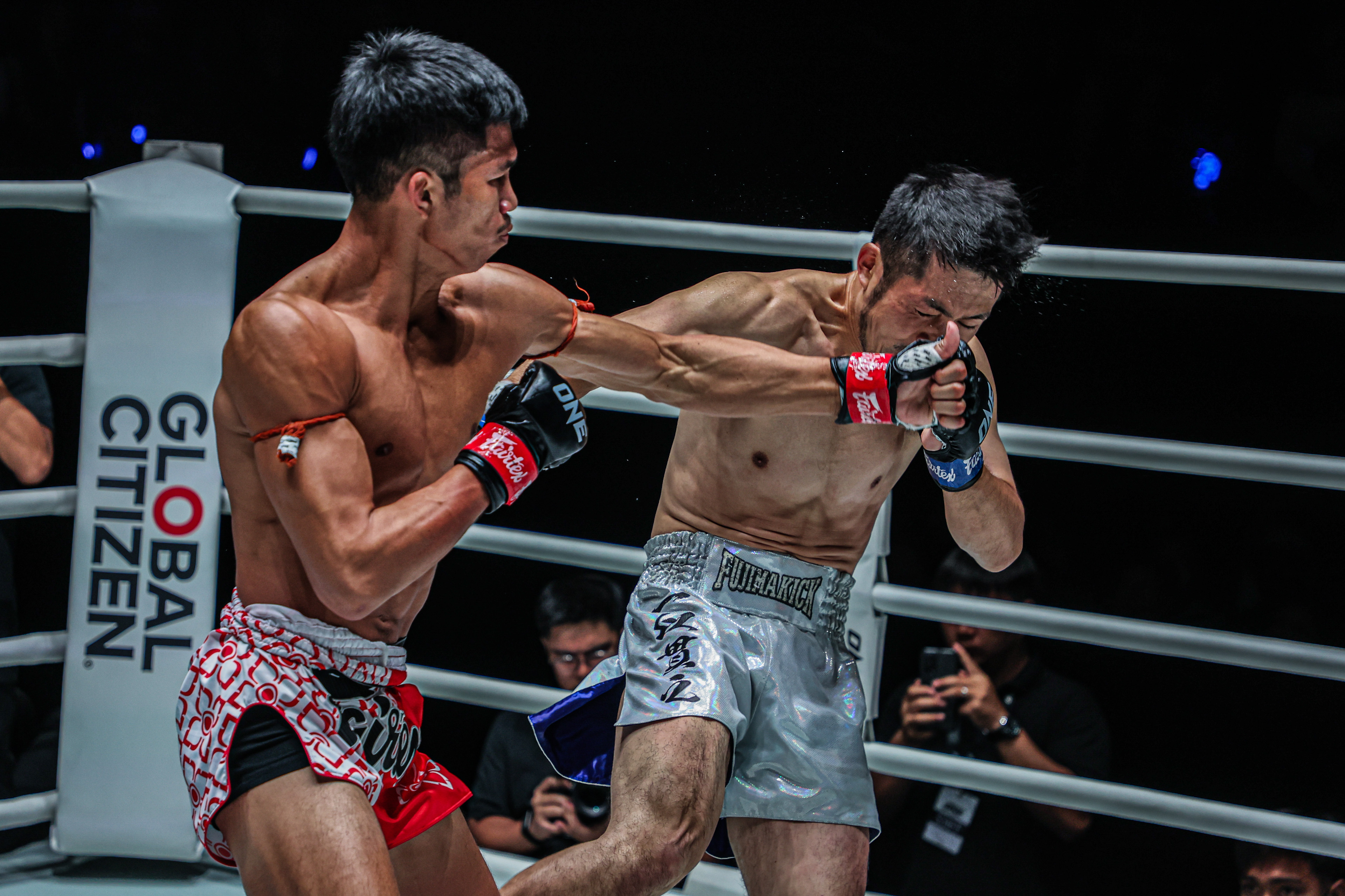 OFN44_02_Ferrari_VS_ShinjiSuzuki 63.jpg