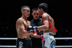OL158_14 Maisangkum VS Petnamkhong 11
