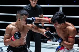 OL158_14 Maisangkum VS Petnamkhong 13