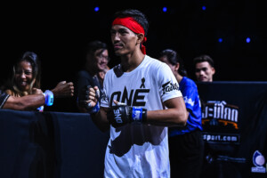 OL158_14 Maisangkum VS Petnamkhong 25