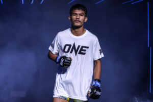 OL159_13 Xavier Gonzalez vs Chatanan 1