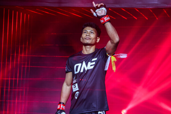 หนุ่มสุรินทร์ ช.เกตุวีณา เปิดตัวในศึก ONE ลุมพินี 160