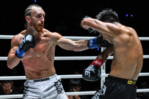 01 Yuki Yoza vs Ben Woolliss TLC22 27