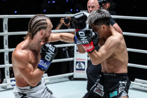 01 Yuki Yoza vs Ben Woolliss TLC22 42