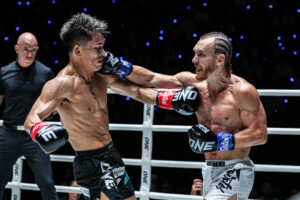 01 Yuki Yoza vs Ben Woolliss TLC22 55