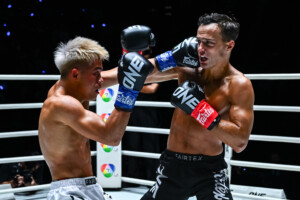 05 Jonathan Di Bella vs Zhang Peimian TLC22 78
