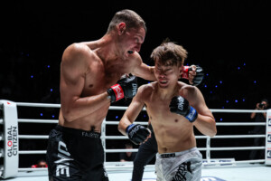 09 Jaxson Hayman vs Liu Quan TLC22 24